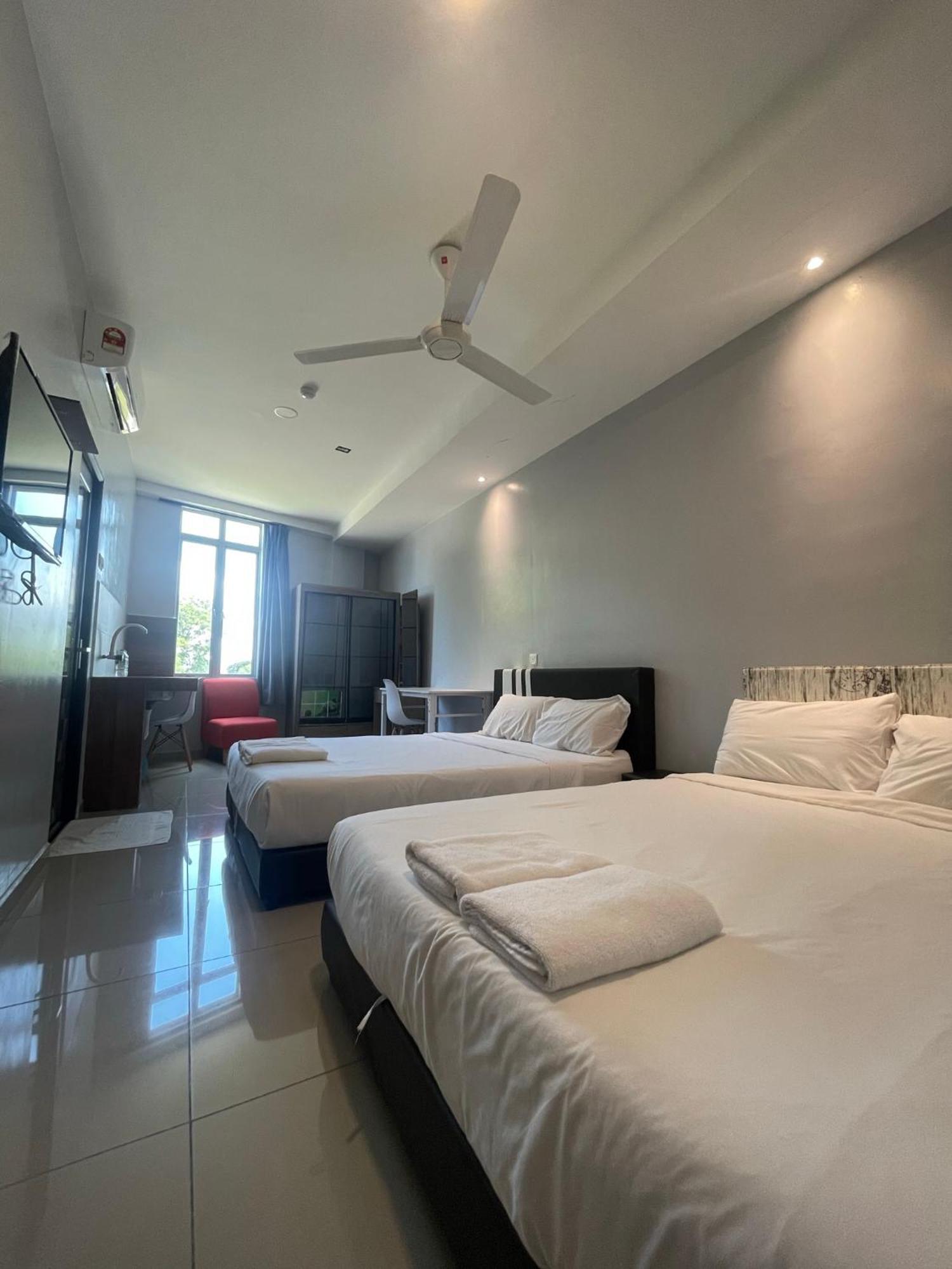 Reno Hotel איפוה מראה חיצוני תמונה