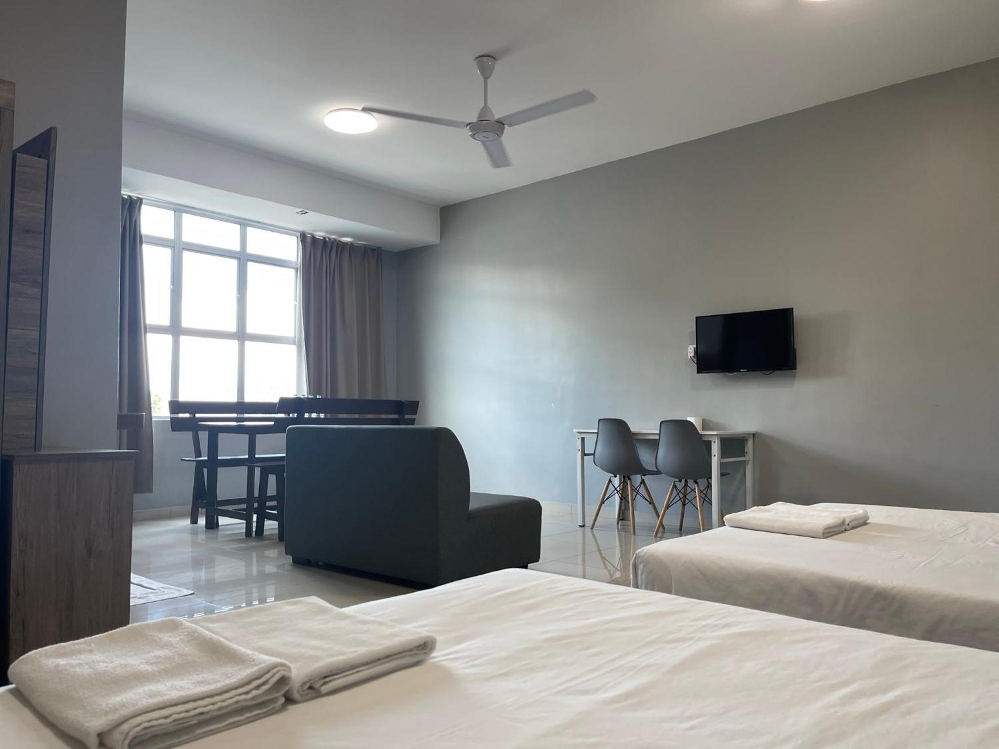 Reno Hotel איפוה מראה חיצוני תמונה