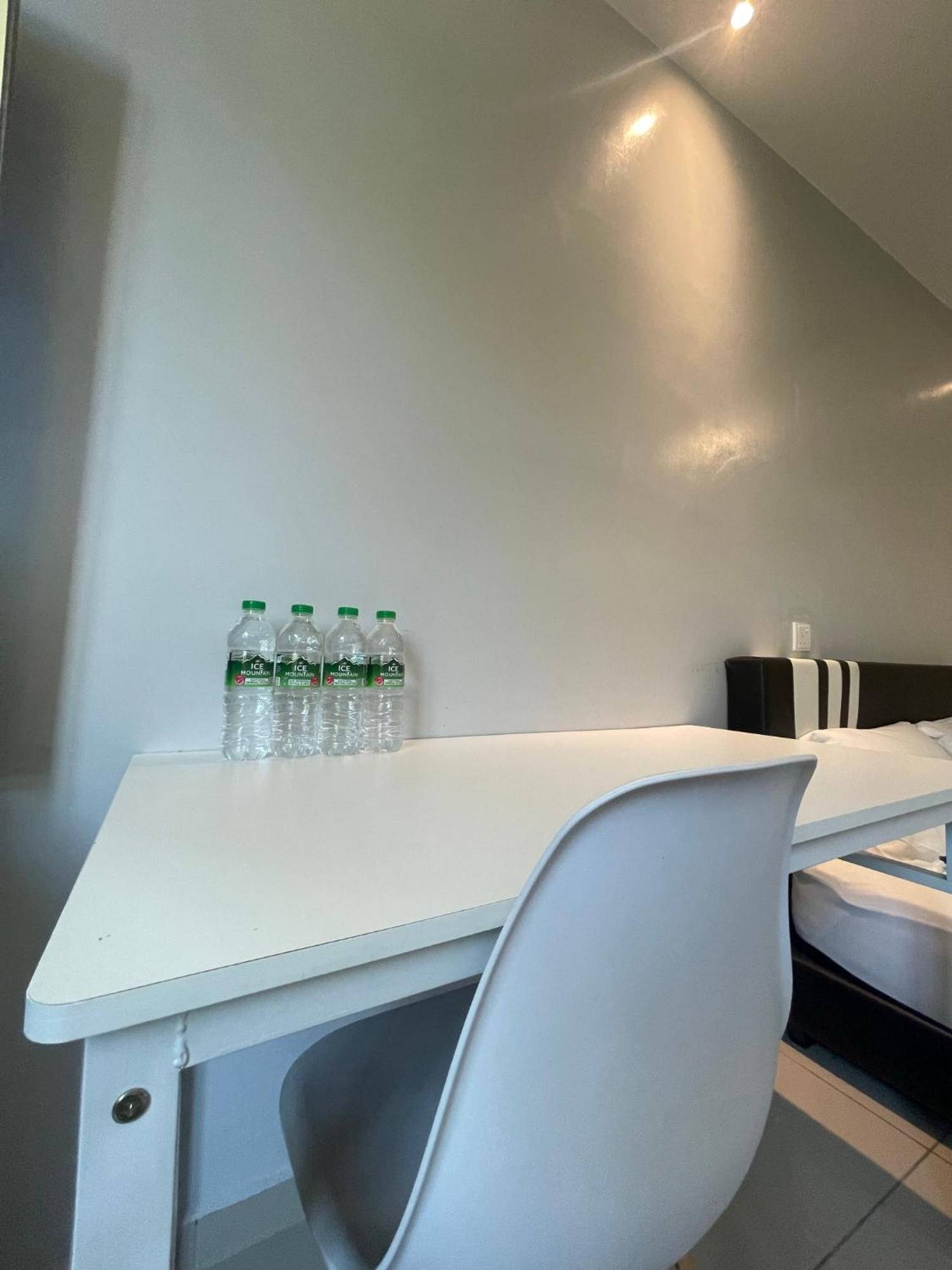 Reno Hotel איפוה מראה חיצוני תמונה