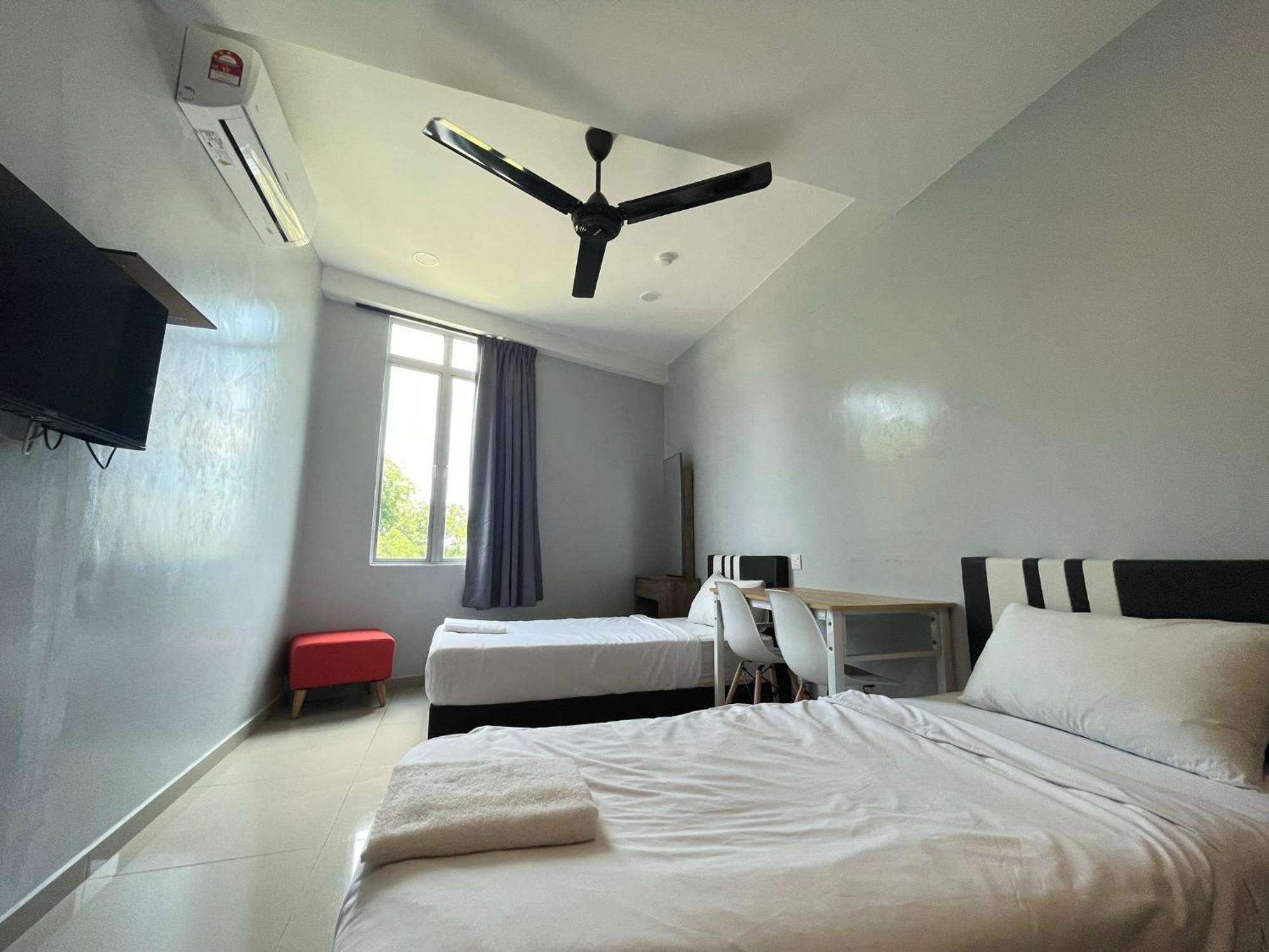 Reno Hotel איפוה מראה חיצוני תמונה